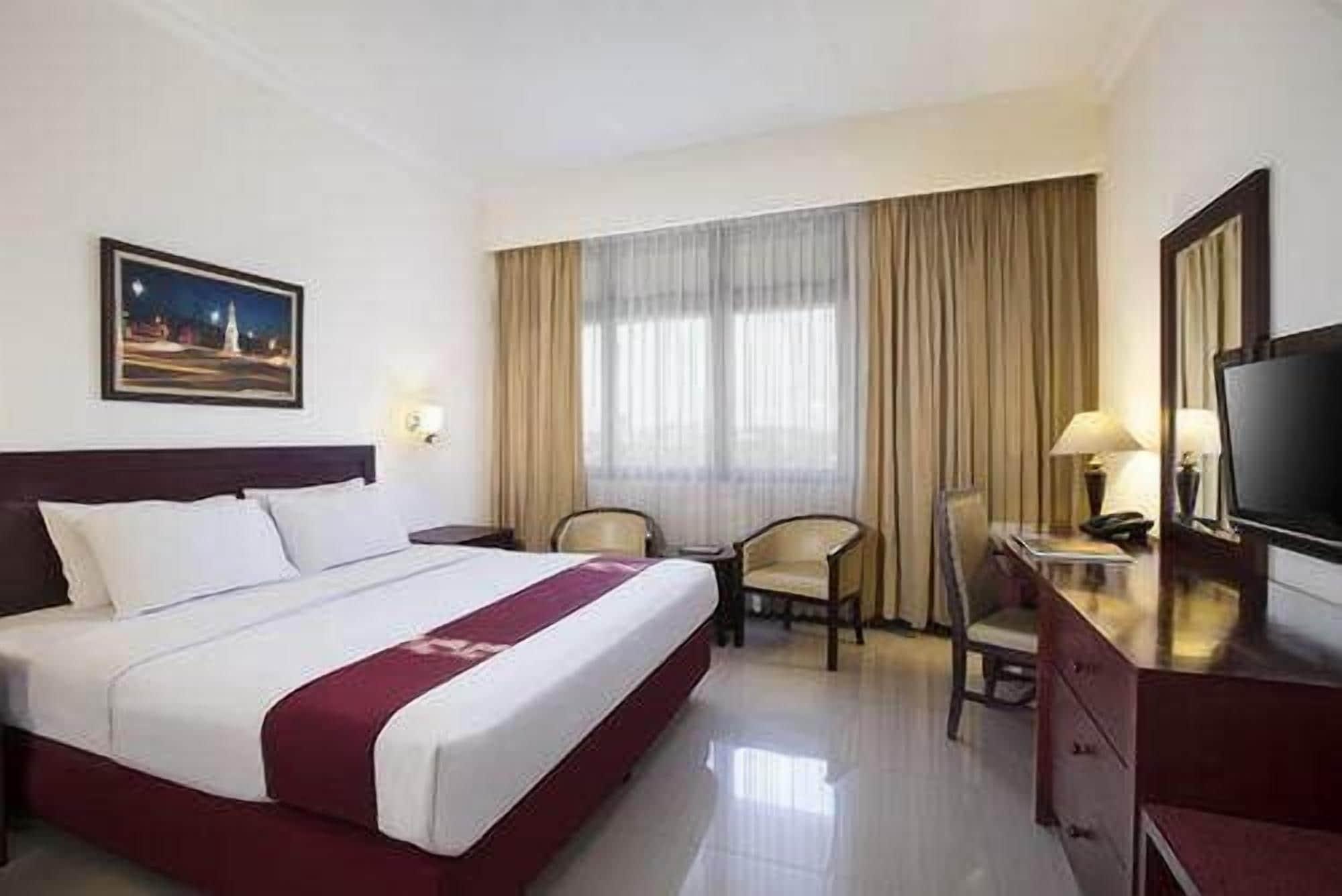 Mmugm Hotel Pakualaman Esterno foto