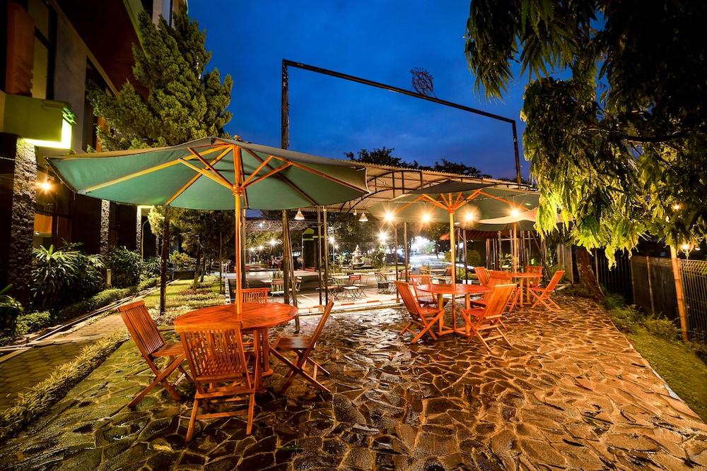 Mmugm Hotel Pakualaman Esterno foto