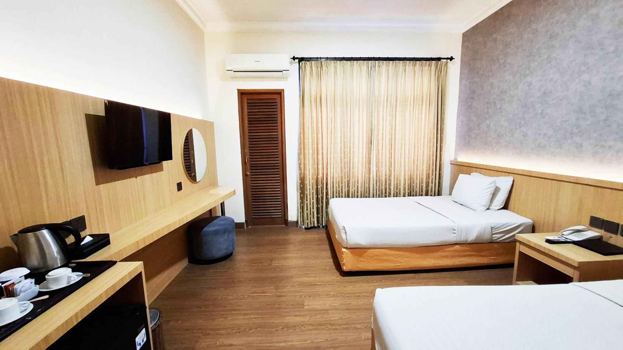 Mmugm Hotel Pakualaman Esterno foto