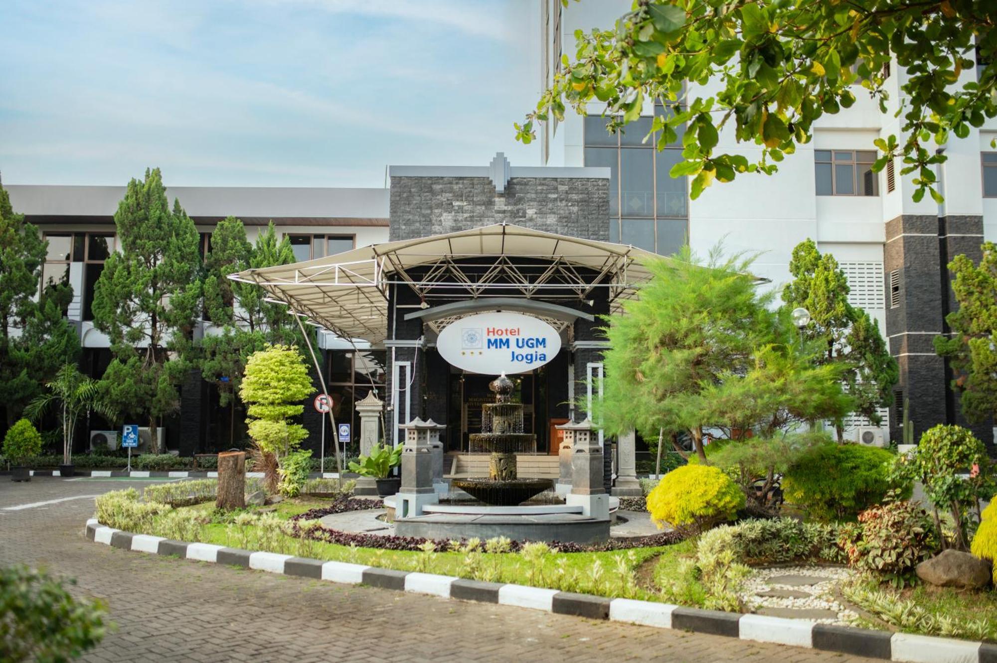 Mmugm Hotel Pakualaman Esterno foto