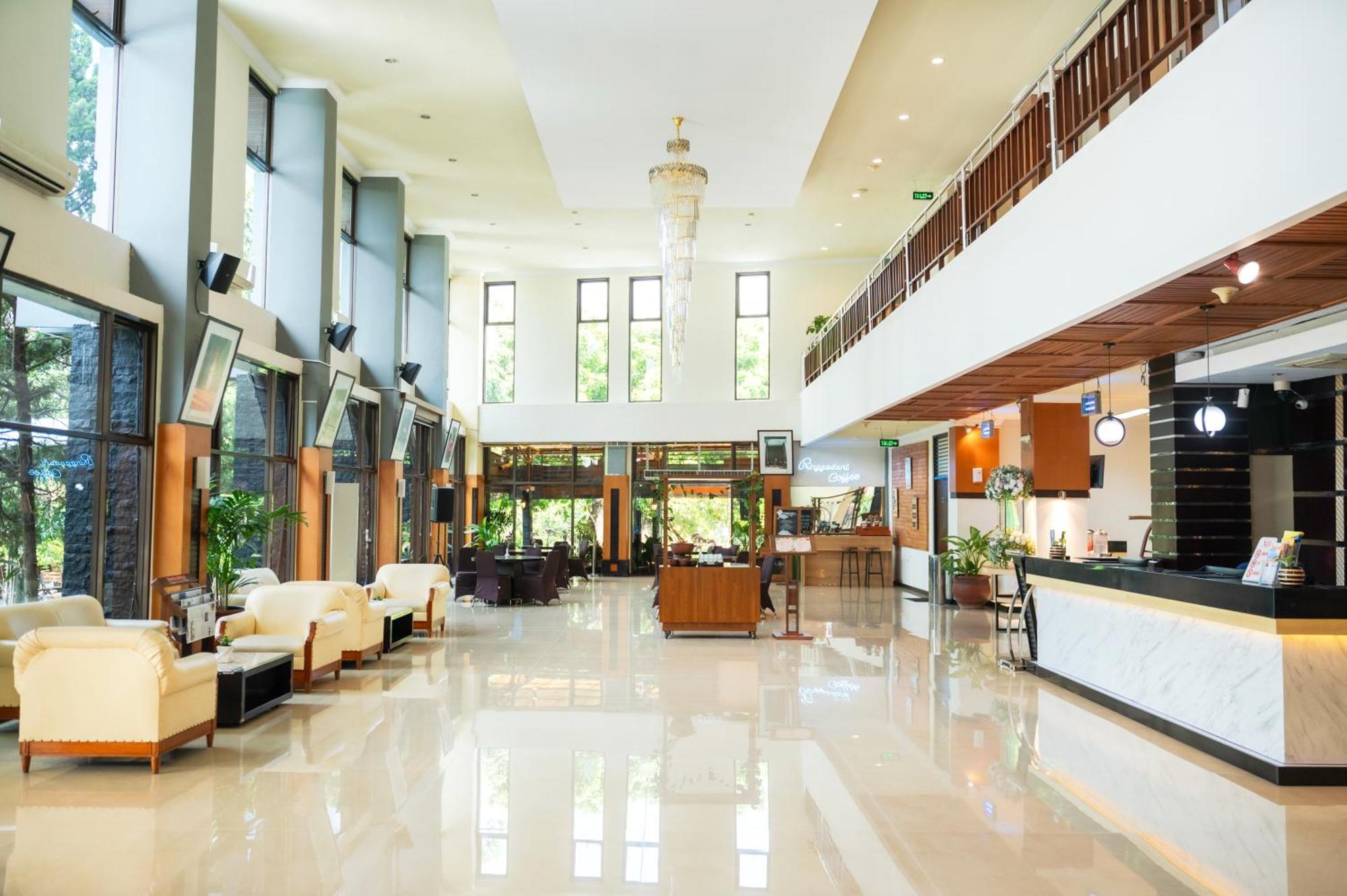 Mmugm Hotel Pakualaman Esterno foto