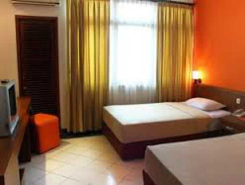 Mmugm Hotel Pakualaman Esterno foto